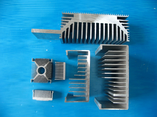 海達鋁型材 工業(yè)型材 太陽能型材 散熱器型材 通用型材