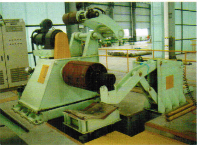 供應(yīng)液壓開卷機(jī)