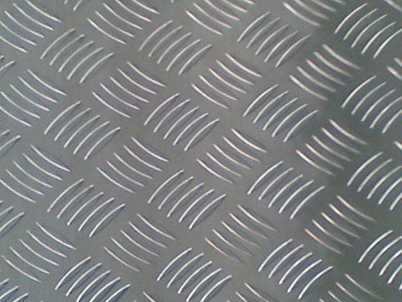 環(huán)保6083壓花鋁板、5082花紋鋁板