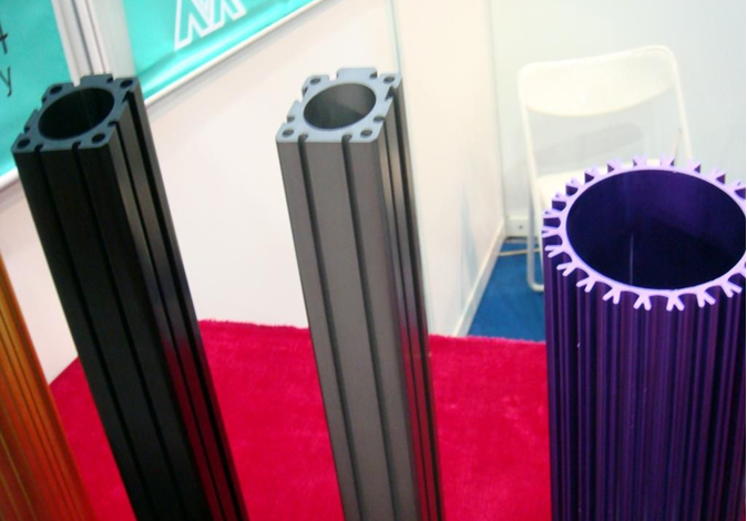 供應(yīng)螺紋管鋁材